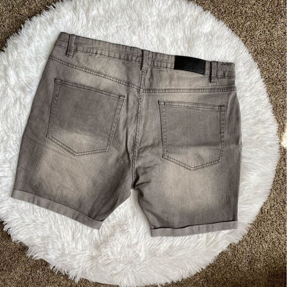 Boohoo Man Big & Tall Skinny Fit Shorts Mens Size 40 Fits Small Size 36 Waist - Picture 2 of 12